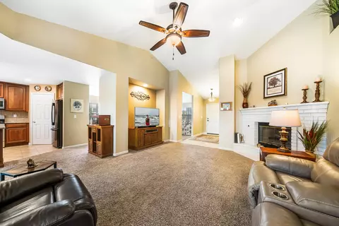 238 Edinburgh Pl, Redding, CA 96003 photo 12