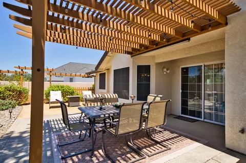 238 Edinburgh Pl, Redding, CA 96003 photo 28