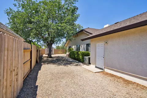 238 Edinburgh Pl, Redding, CA 96003 photo 36