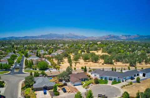 238 Edinburgh Pl, Redding, CA 96003 photo 45