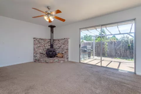 4061 Cirrus St, Redding, CA 96002 photo 3
