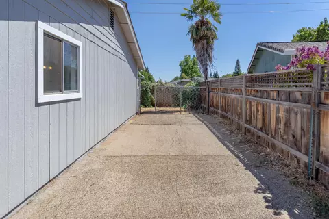 4061 Cirrus St, Redding, CA 96002 photo 15