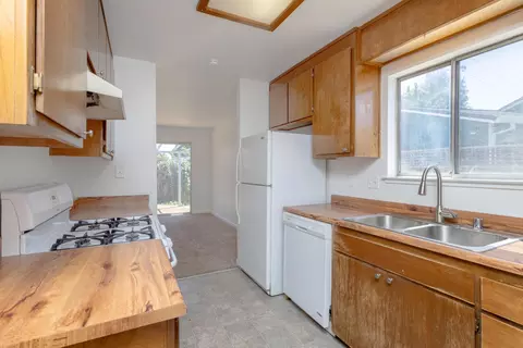 4061 Cirrus St, Redding, CA 96002 photo 8
