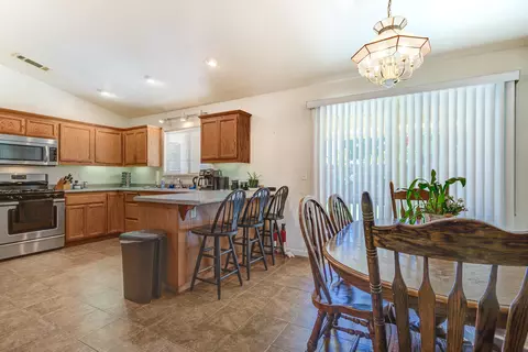 4175 Bowyer Blvd, Redding, CA 96002 photo 4