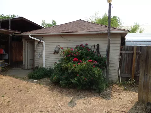 24958 Curve St, Fall River Mills, CA 96028 photo 12