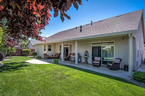 523 Castenda Dr, Redding, CA 96003 photo 30
