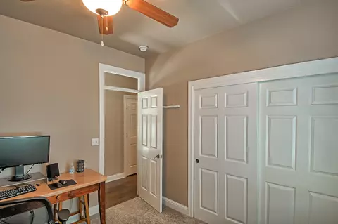 523 Castenda Dr, Redding, CA 96003 photo 26