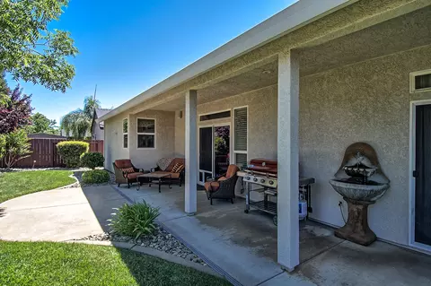 523 Castenda Dr, Redding, CA 96003 photo 31