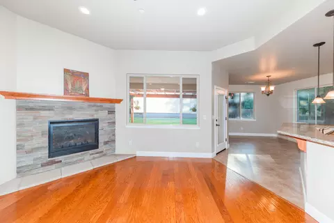 14523 Ryan Ln, Red Bluff, CA 96080 photo 2