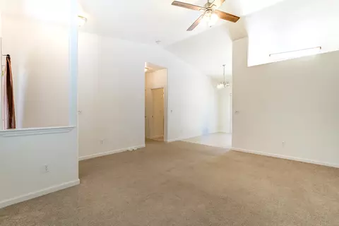 17812 Peterson Ln, Redding, CA 96003 photo 11
