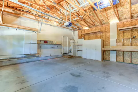 17812 Peterson Ln, Redding, CA 96003 photo 29
