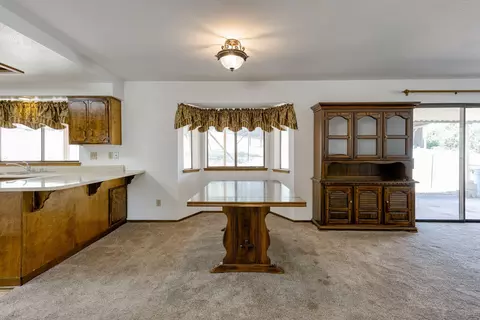 10626 Old Oregon Trl, Redding, CA 96003 photo 5