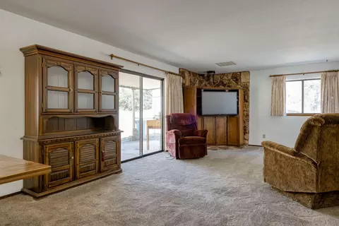 10626 Old Oregon Trl, Redding, CA 96003 photo 8