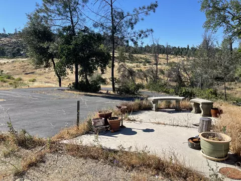 10170 Tilton Mine Rd, Redding, CA 96001 photo 9
