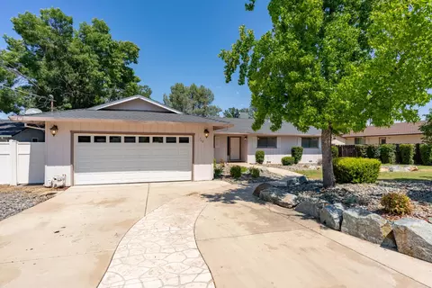 740 Oleta Dr, Redding, CA 96003 photo 5