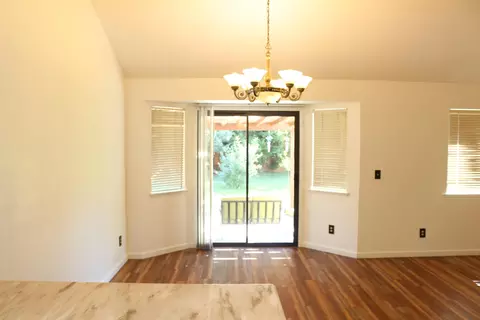 525 Chancellor Blvd, Redding, CA 96003 photo 12