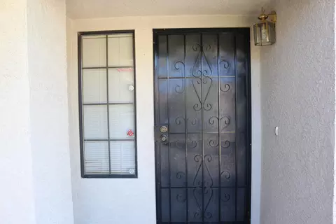525 Chancellor Blvd, Redding, CA 96003 photo 2