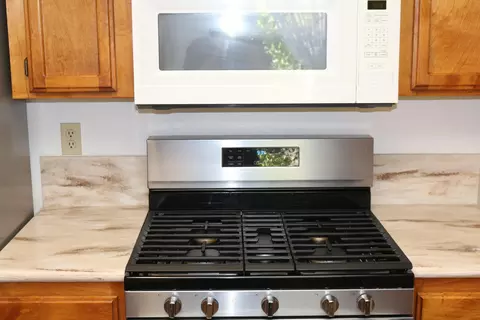 525 Chancellor Blvd, Redding, CA 96003 photo 8