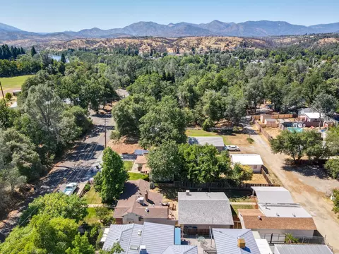 685 Mary St, Redding, CA 96001 photo 67