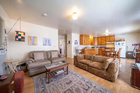 685 Mary St, Redding, CA 96001 photo 14