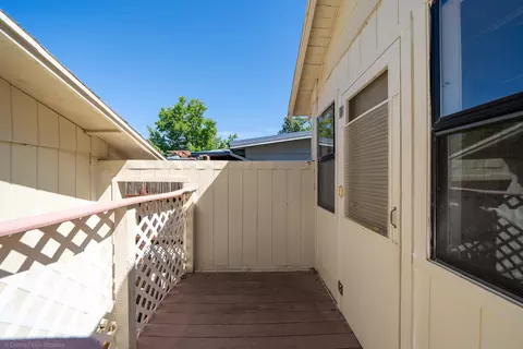 685 Mary St, Redding, CA 96001 photo 19