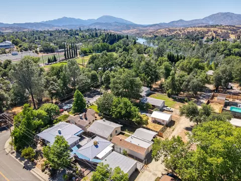 685 Mary St, Redding, CA 96001 photo 69