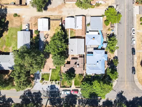 685 Mary St, Redding, CA 96001 photo 9