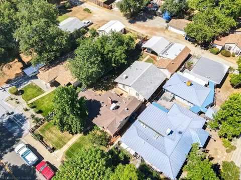 685 Mary St, Redding, CA 96001 photo 11