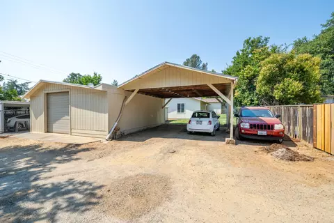 685 Mary St, Redding, CA 96001 photo 60