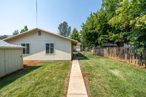 685 Mary St, Redding, CA 96001 photo 57