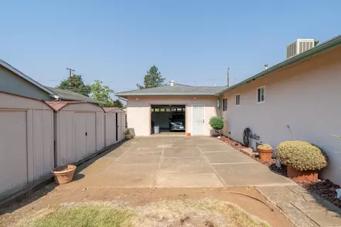 2845 Regal Ave, Redding, CA 96002 photo 34