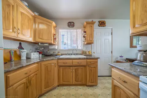 2845 Regal Ave, Redding, CA 96002 photo 17