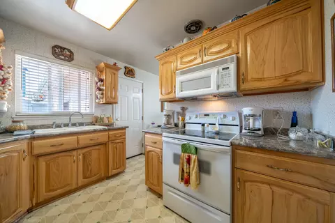 2845 Regal Ave, Redding, CA 96002 photo 15