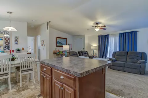 12018 Oak Leaf Ln, Redding, CA 96003 photo 10