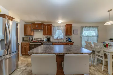 12018 Oak Leaf Ln, Redding, CA 96003 photo 7