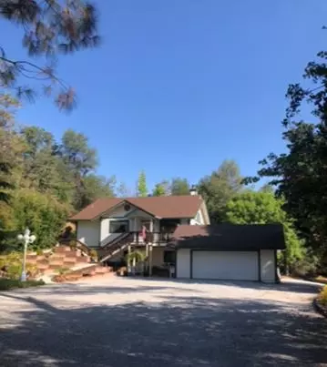 19952 Woodchuck Trl, Redding, CA 96003 photo 1