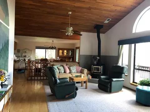 19952 Woodchuck Trl, Redding, CA 96003 photo 8