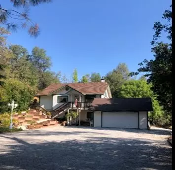 19952 Woodchuck Trl, Redding, CA 96003 photo 4