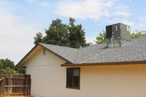 1895 Silverfield Loop, Redding, CA 96002 photo 12
