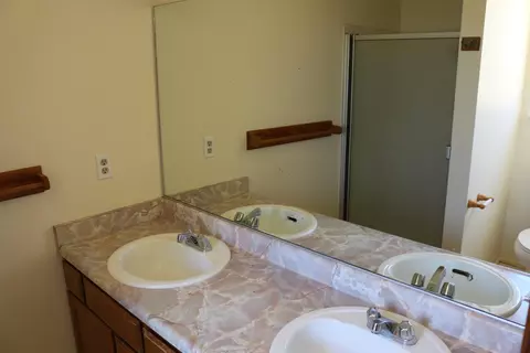 1895 Silverfield Loop, Redding, CA 96002 photo 17