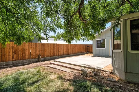 11411 Menlo Way, Redding, CA 96003 photo 17