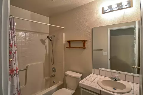 11411 Menlo Way, Redding, CA 96003 photo 14