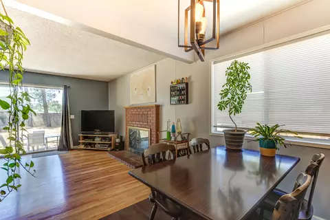 968 Camino Ct, Redding, CA 96002 photo 8