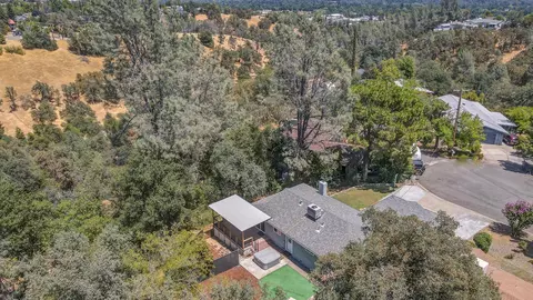 4650 Lookout Ct, Redding, CA 96001 photo 6