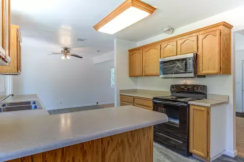 4650 Lookout Ct, Redding, CA 96001 photo 20
