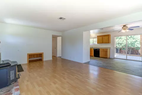 4650 Lookout Ct, Redding, CA 96001 photo 14
