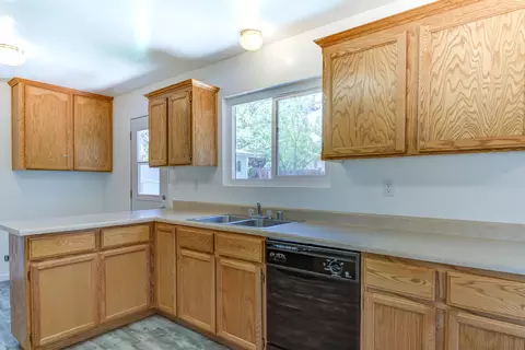 4650 Lookout Ct, Redding, CA 96001 photo 19