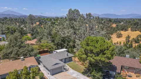 4650 Lookout Ct, Redding, CA 96001 photo 5