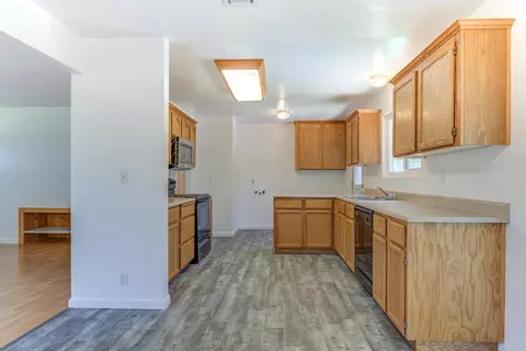 4650 Lookout Ct, Redding, CA 96001 photo 18