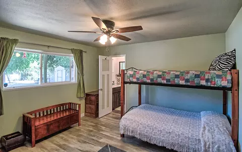 3063 Henderson Rd, Redding, CA 96002 photo 11
